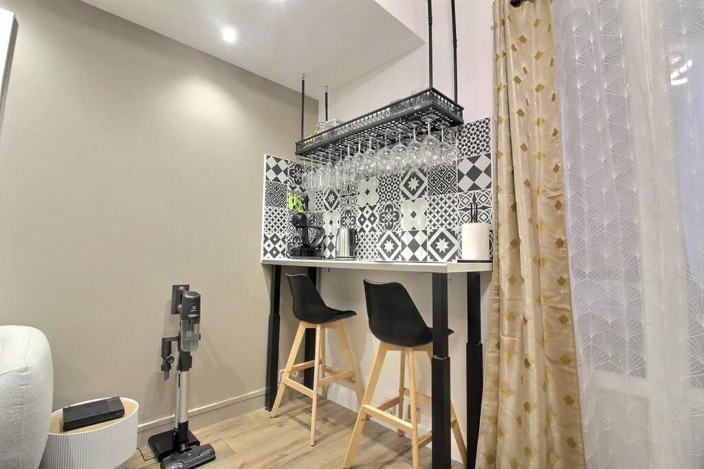 Appartamento La Demeure Des 3 Colombes Bois-Colombes Esterno foto